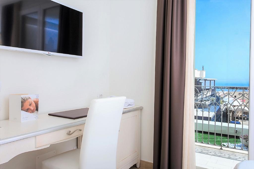 Princier Fine Resort & Spa Rimini Exteriör bild